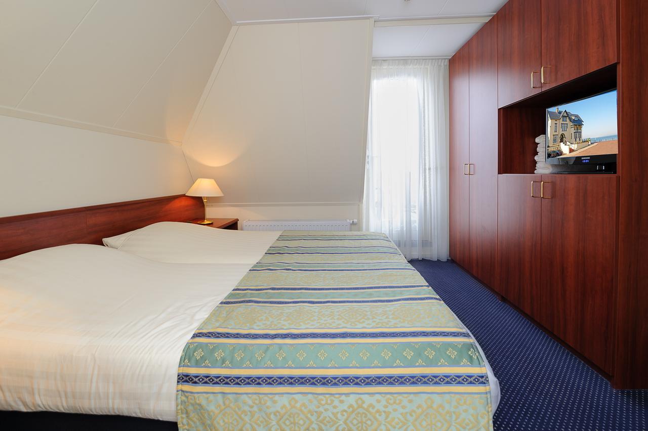 Boulevard Hotel Scheveningen Хага Екстериор снимка